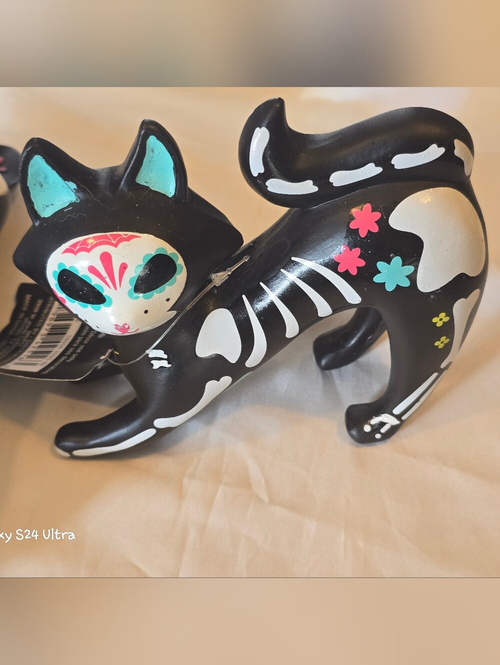 Día de los Muertos(Day Of The Dead) Black Cat Figurine with white skeleton NWT